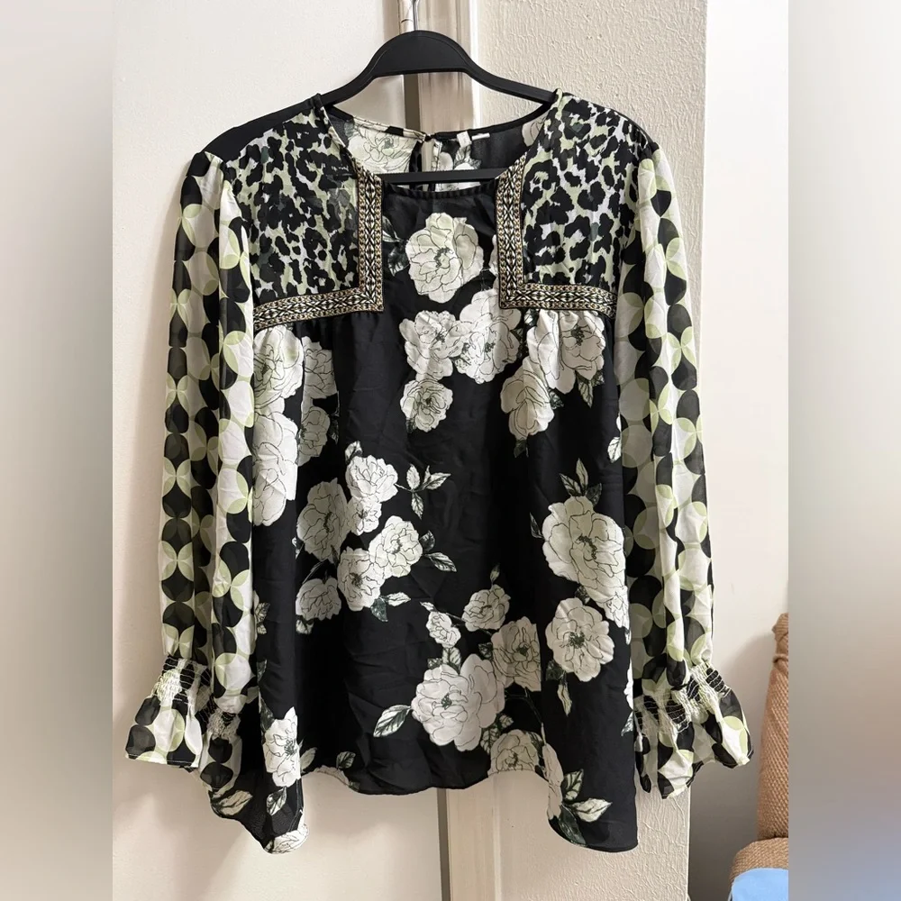 Floral and Animal Print Women's Top - Picture 1 of 4
